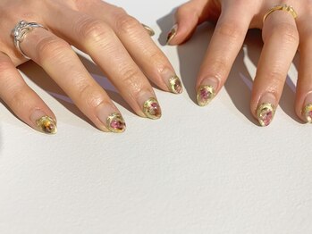 ネイルズ ララ(nails Lala)/メタリック。