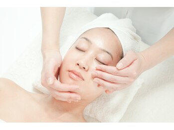 ジョイアエテルナ(gioia eterna)/フェイシャルエステ