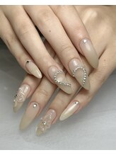 フウ(Huh)/持ち込みネイル