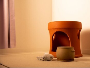 楽楽リゾート 名古屋駅東店(LaLa Resort)/よもぎ蒸し/温活/国産よもぎ100%