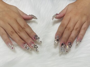 ハニ/パーツ盛り盛りネイル