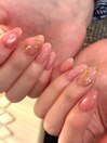 上品でおしゃれなオフィスネイル