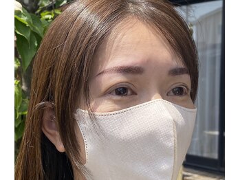 ニコノ(Nicono)/半年から2年保つ美しい眉