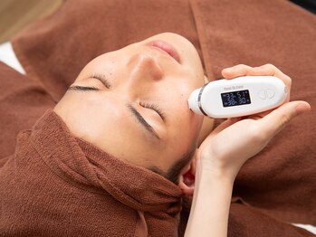 ドリームスパ 町田店(DREAM SPA)/お肌の水分・油分を測ります♪