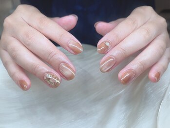 ルオントネイルトウキョウ(Luonto nail TOKYO)/オレンジ×ゴールド手書きアート