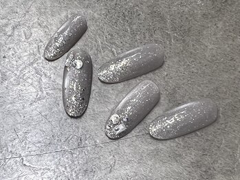 テラスアヴェダ ららぽーとエキスポシティ(Terrace AVEDA)/キラキラネイル【人気No.1】