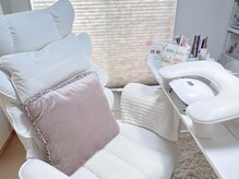 カラットネイル(CARAT Nail)の雰囲気（ふかふかのチェアでおくつろぎ下さい♪）