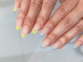 ネオンイエロー×ブルーフレンチ