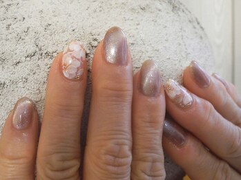 ミッシュネイル(mish nail)の写真/トレンドネイルも☆あなたのなりたいが叶うので何度でも通いたくなる【定額ジェルン(付替えオフ込)】