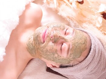 ビジュープラス 広島店(Bijou+)の写真/【小顔×ハーブピーリング】Bijou+ 独自のメソッドで小顔と美肌を同時に叶え,ワンランク上の結果を目指す♪