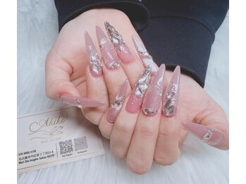 アキコネイルサロン(Akikoネイルサロン)/ロング長さだし＋アート付け放題