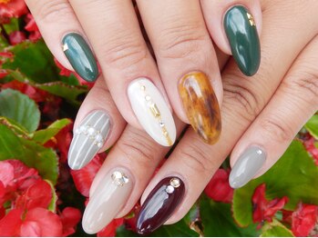 フラッシュネイル SORIO宝塚店/除去付ア-トし放題プラス◇