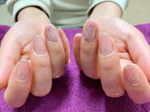 ゲンネイル(gen Nail)/ラメフレンチとシンプルアート