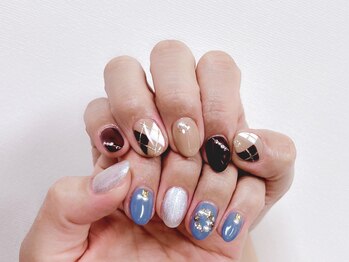 フォンテーヌブロー 野々市店(Fontaine Brow)/付け放題フリーデザインネイル