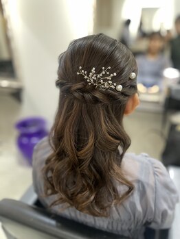 エムアイ 六本木(Mi)/ハーフアップ