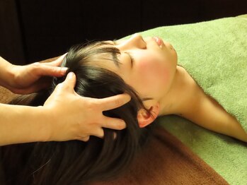 ケイ(Kei)/女性☆頭皮マッサージ