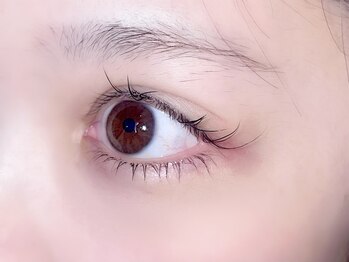 庵(IORI)/下まつげパーマで瞳を更に大きく