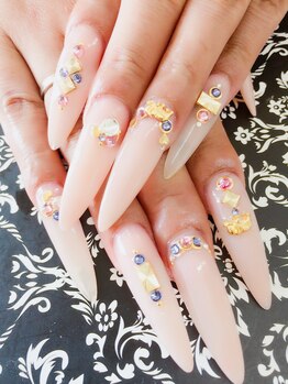 ネイルサロン ティプレシャス(T Precious)/スタッズ&ストーンネイル