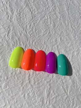 モア(MOA)/【ネオンカラー】