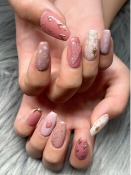 ラヴィリエ(Raviller)/【ニュアンスネイル】持ち込み