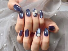 センシー ネイル スタジオ(Sensy Nail Studio)/ビー玉マグネットネイル