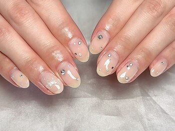 ラズワルド(Lazward)/艶きらん＊ビジューネイル