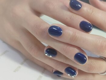 サニーヒルズ ウィズ マキア 藤沢(Sunny hills with MAQUIA)/ネイビーネイル[藤沢/パラ]