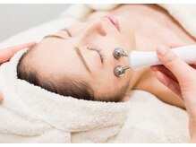 ベイビーズブレス(babys breath)/シワ　たるみが気になる方に