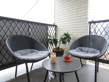 テラピア/汗をかいた後はテラスで涼めます