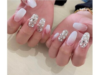 ネイルモグ(nail Mog)