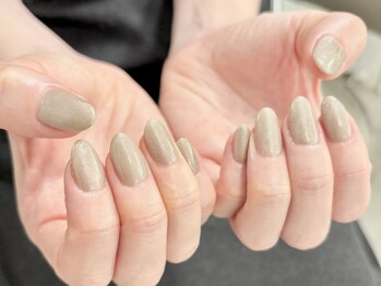 トーン(TONE)の写真/【全メニューオフ&ケア込み】オトナ女性向けの上質ネイル◆落ち着いた空間で周りを気にせずリラックス♪