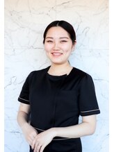 ラグジュアリー サロン ナイン(Luxury Salon nine) Rina 