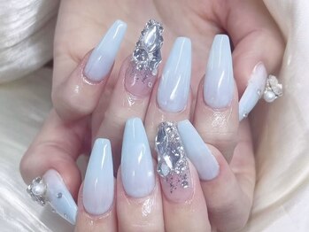 シーアンドビーネイル(C&B Nail)/ストーン埋め尽くし