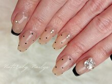 ナチュラリー ネイリーズ(Naturaly Nailys)/ドットネイル