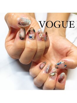 ヴォーグ(VOGUE)/ニュアンスネイル