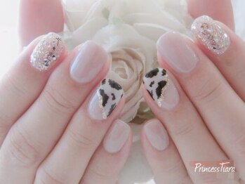 グランチュール(Grantulle)/アニマル柄ネイル