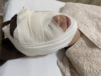 ミュー パピヤン(mue papillant)/コルギ施術、パックしながら固定