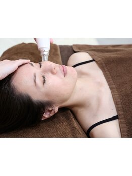 ホウレイ線・たるみ改善！予防ケア