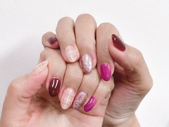 フォンテーヌブロー 野々市店(Fontaine Brow)/付け放題フリーデザインネイル