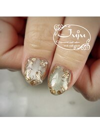 爽やかグリーンマグとゴールド花