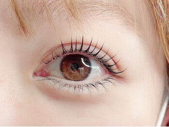 リコア(ricoa)の写真/【大人気】シングルラッシュ、フラットマットラッシュの付け放題メニューあり！丁寧なカウンセリング◎