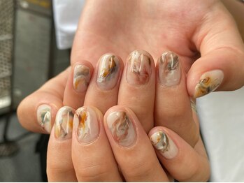 カーティシーネイルズ(curtisii NAILS)/