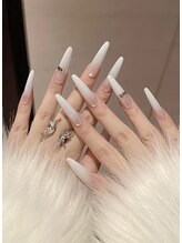 クイーンネイル 新宿(Queen nail)/長さ出し　デザイン