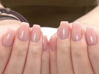 SUEN【パラジェル登録サロン・フィルイン】の写真/オフィスでも浮かない上品なナチュラルカラーが得意♪手元を美しく魅せる形と絶妙な色味をご提案します◎