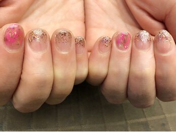 プラハネイル(+HER 美甲)/MIXラメグラデ