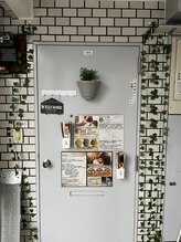 良圧 大倉山店/扉