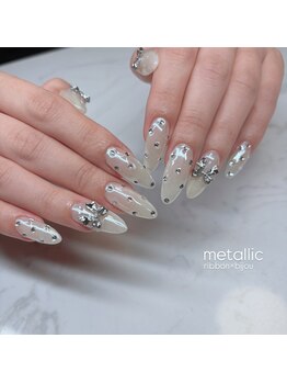 エンズネイル(O’s nail)/ビジューネイル