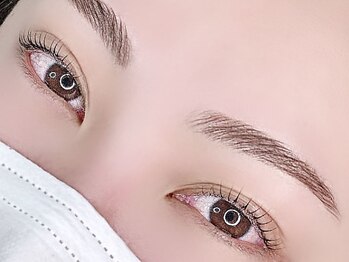 チアリス(chiariss)の写真/眉はサロン選びが重要！人気店「チアリス」の施術経験を元に、貴方に合う【美眉ワックス（メンズOK）】提案
