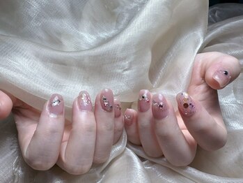 ミスユー(Miss U)/宝石ネイル