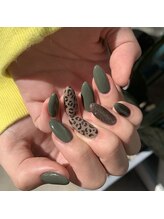 アールエム(Rm)/ヒョウ柄